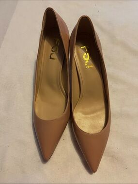 FSJ Nude Pointed Toe Pumps